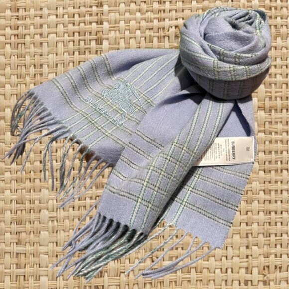 Burberry Scarf - Picture 1 of 4
